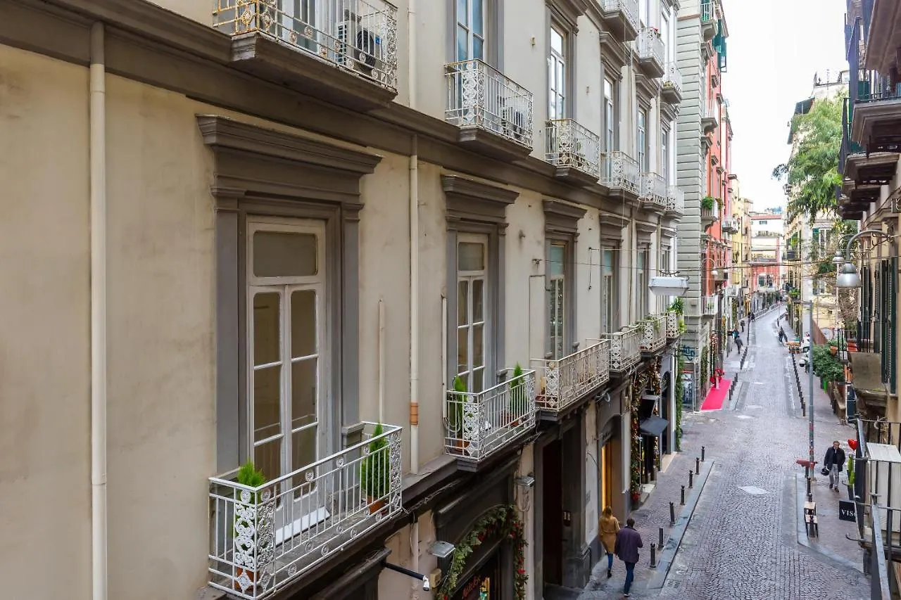 Guest house Residenza Partanna By Napoliapartments Italy